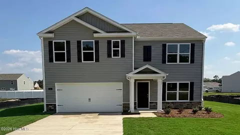 129 Claude St, La Grange, NC 28551