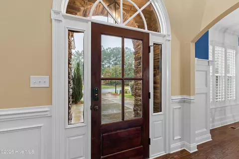 Entry Way - 965 Napiers Post Dr, Evans, GA 30809 photo 2 of 5