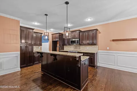 Kitchen - 965 Napiers Post Dr, Evans, GA 30809 photo 7 of 8