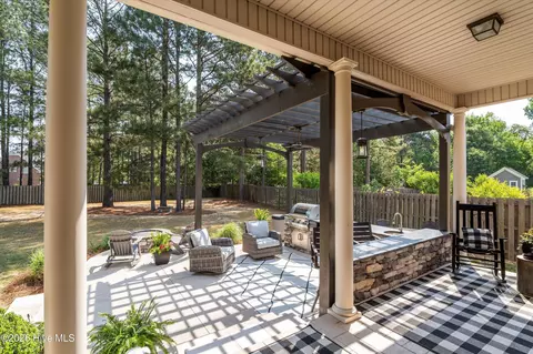 Exterior - 965 Napiers Post Dr, Evans, GA 30809 photo 5 of 16