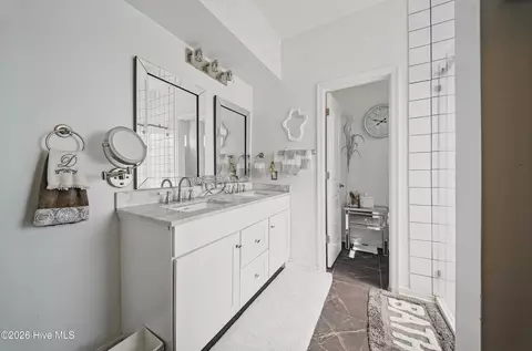 Bath - 106 Pendleton Trce, Edenton, NC 27932 photo 2 of 5