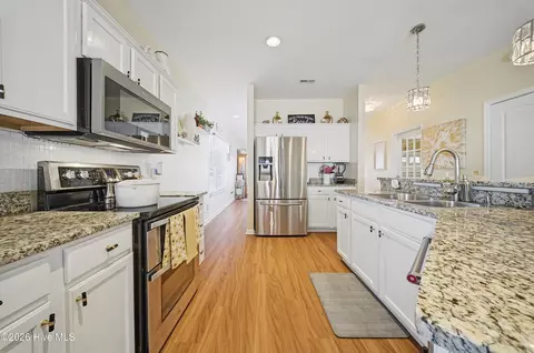 Kitchen - 106 Pendleton Trce, Edenton, NC 27932 photo 2 of 3