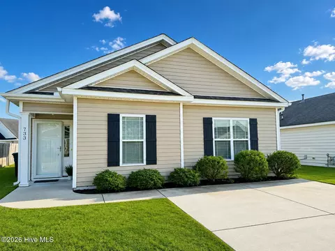733 Seneca Ct, Winterville, NC 28590