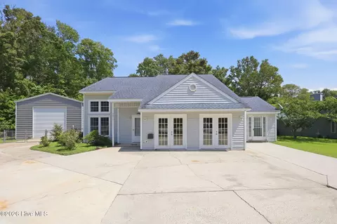 3018 Mandy Ln #3018, Morehead City, NC 28557