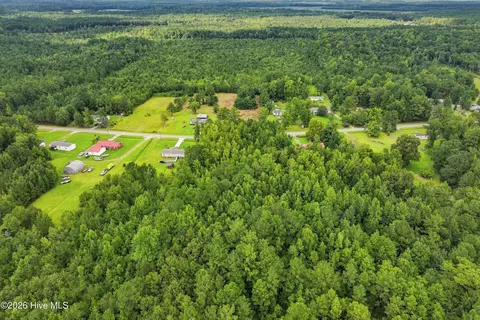 711 Lee Rd, Maple Hill, NC 28454 photo 5