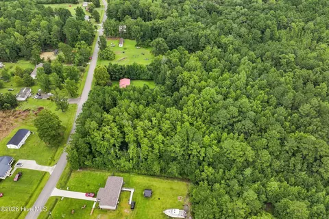 711 Lee Rd, Maple Hill, NC 28454 photo 10