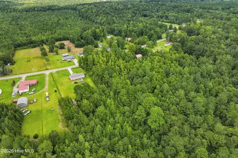 711 Lee Rd, Maple Hill, NC 28454 photo 6