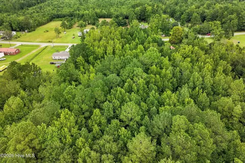 711 Lee Rd, Maple Hill, NC 28454 photo 7