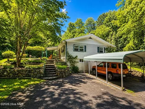 197 Pounding Mill Con, Hayesville, NC 28904 photo 3