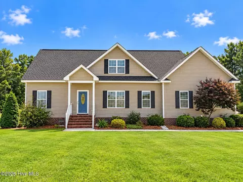 2285 Meadowlark Rd, Nashville, NC 27856