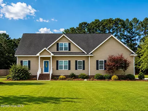 2285 Meadowlark Rd, Nashville, NC 27856