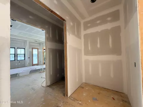 Entry Way - 9 Lake Side Ct, Pinehurst, NC 28374 photo 1 of 6