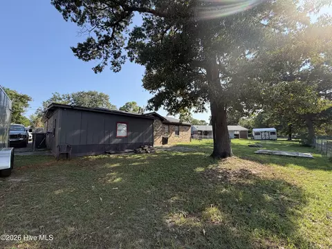 Exterior - 2304 Rockview Dr, Augusta, GA 30906 photo 2 of 3