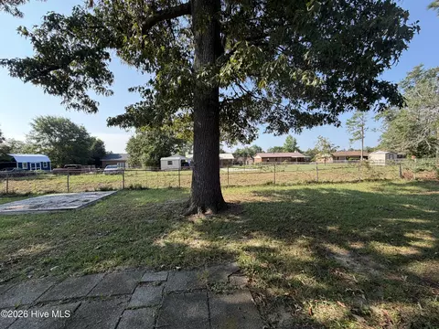 Exterior - 2304 Rockview Dr, Augusta, GA 30906 photo 3 of 3