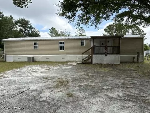 336 Old Folkstone Rd, Holly Ridge, NC 28445