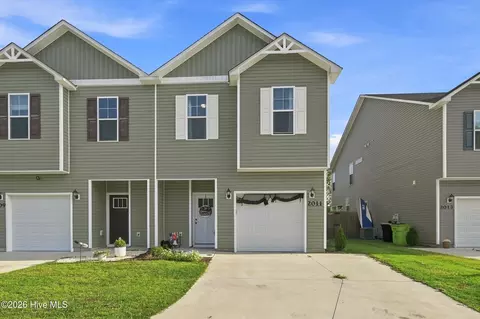 2011 Folkstone Woods Ln, Holly Ridge, NC 28445