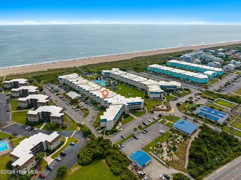 1904 E Fort Macon Rd #156, Atlantic Beach, NC 28512