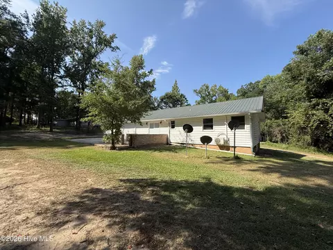 Exterior - 818 Ridge Ave, Thomson, GA 30824 photo 1 of 4