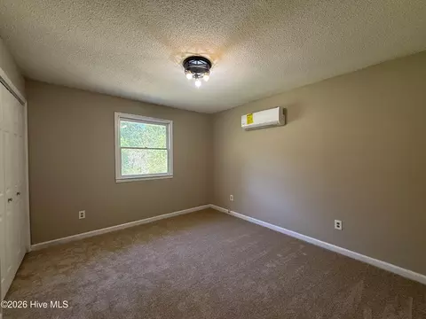 Bedroom - 818 Ridge Ave, Thomson, GA 30824 photo 5 of 6