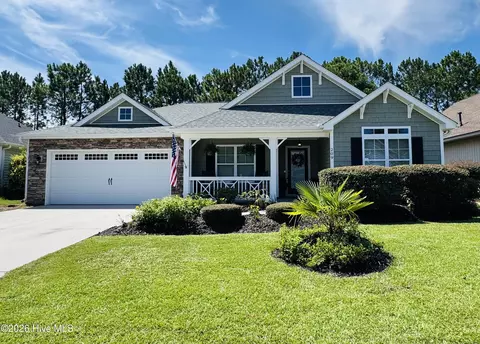 209 Palm Grove Dr, Wilmington, NC 28411