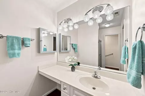 Bath - 320 Hiscott Ln #320, Pinehurst, NC 28374 photo 2 of 2