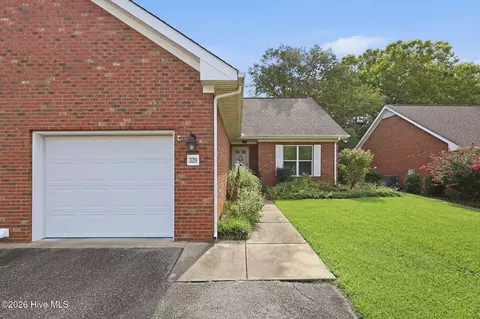 Exterior - 320 Hiscott Ln #320, Pinehurst, NC 28374 photo 4 of 13