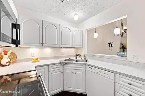 Kitchen - 320 Hiscott Ln #320, Pinehurst, NC 28374 photo 2 of 4