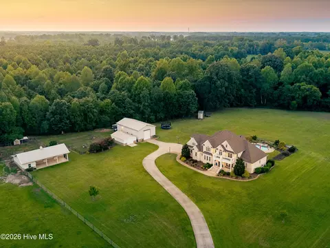 6339 Reedy Branch Rd, Winterville, NC 28590
