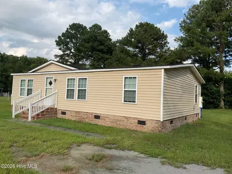 920 Benjamin Dr, Greenville, NC 27834