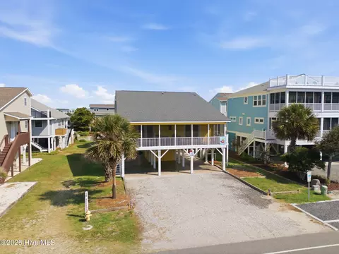 Exterior - 1601 E Main St, Sunset Beach, NC 28468 photo 2 of 11