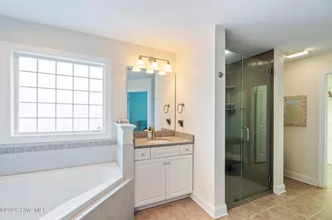 Bath - 2147 Talmage Dr, Leland, NC 28451 photo 1 of 4