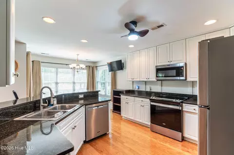 Kitchen - 2147 Talmage Dr, Leland, NC 28451 photo 3 of 3