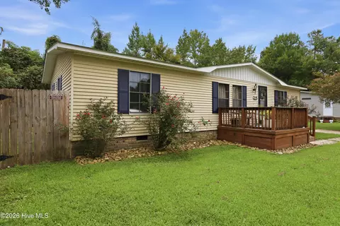 125 Jay Cir, Jacksonville, NC 28540