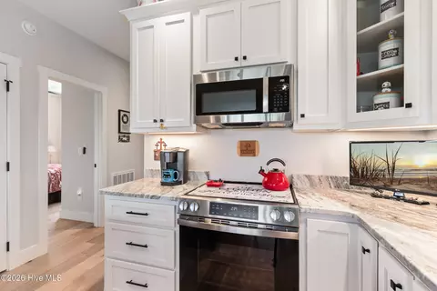 Kitchen - 455 Point Overlook Trl, Murphy, NC 28906 photo 6 of 6