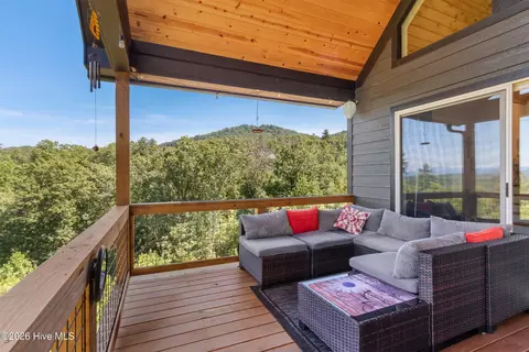 Exterior - 455 Point Overlook Trl, Murphy, NC 28906 photo 6 of 10