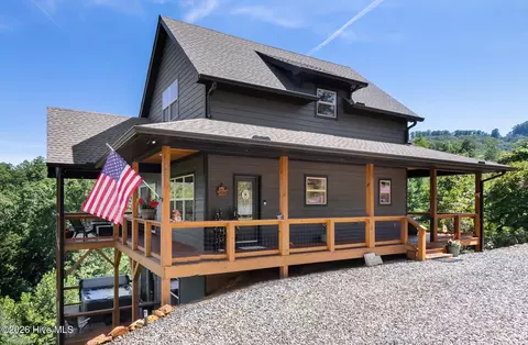 Exterior - 455 Point Overlook Trl, Murphy, NC 28906 photo 1 of 10