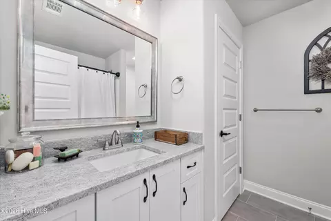 Bath - 620 Whitney Shoals Rd, Evans, GA 30809 photo 3 of 7