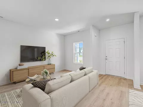 545 Bartley St, Vass, NC 28394 photo 7