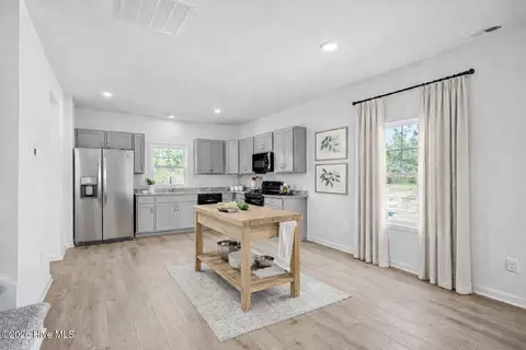 545 Bartley St, Vass, NC 28394 photo 3