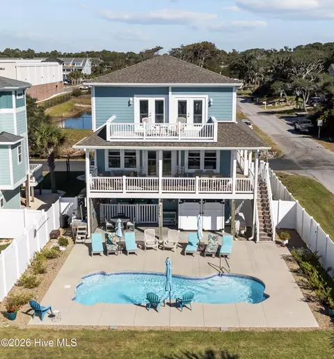 4929 E Pelican Dr, Oak Island, NC 28465