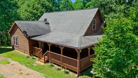 Exterior - 960 Ogreeta Rd, Murphy, NC 28906 photo 2 of 20