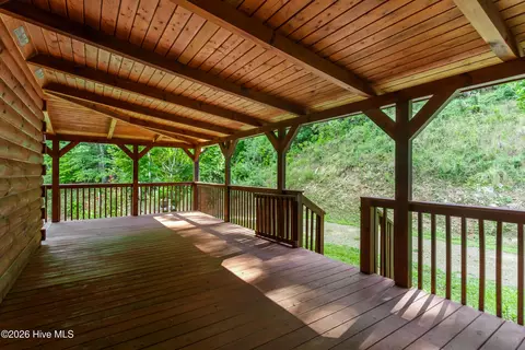 Exterior - 960 Ogreeta Rd, Murphy, NC 28906 photo 10 of 20