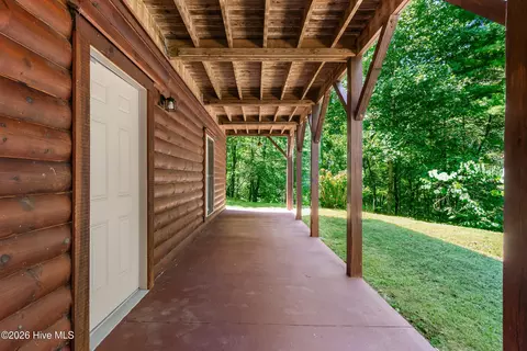 Exterior - 960 Ogreeta Rd, Murphy, NC 28906 photo 7 of 20