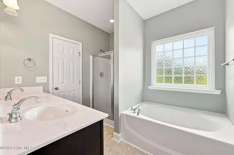 Bath - 1284 L Cooper Rd, Cameron, NC 28326 photo 2 of 4
