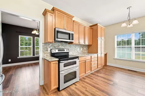 Kitchen - 1284 L Cooper Rd, Cameron, NC 28326 photo 4 of 5