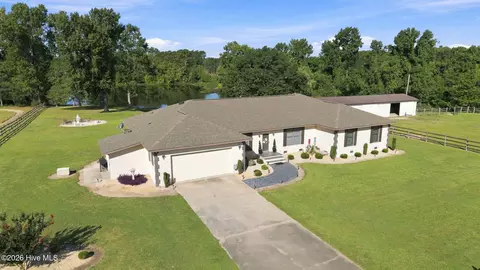 3777 Waters Mill Rd, La Grange, NC 28551