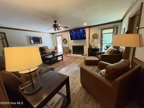 Living - 523 Brandermill Rd, Evans, GA 30809 photo 2 of 2