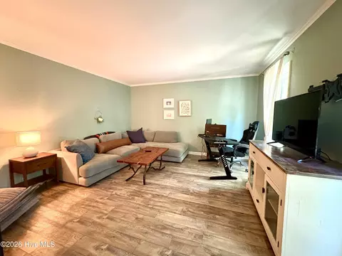 Living - 523 Brandermill Rd, Evans, GA 30809 photo 1 of 2