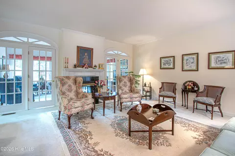 Living - 7 Overcup Ln, Pinehurst, NC 28374 photo 4 of 5
