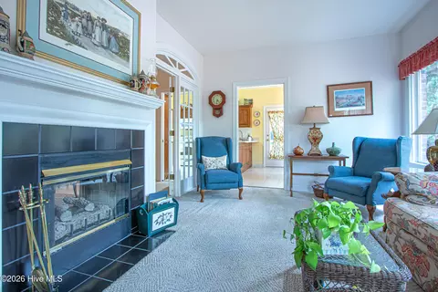 Living - 7 Overcup Ln, Pinehurst, NC 28374 photo 5 of 5